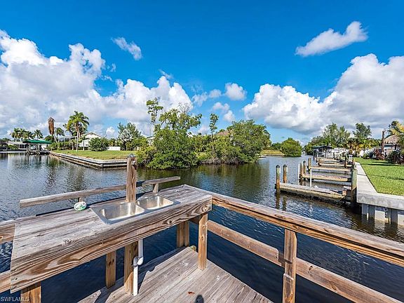 5th image of 2581 Oleander St #39