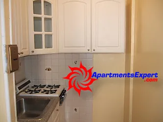 Rented by Jerry F Leazer LREB