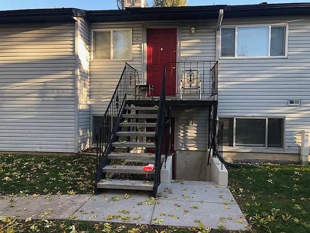 870 W 530 S #4 — Photo 2