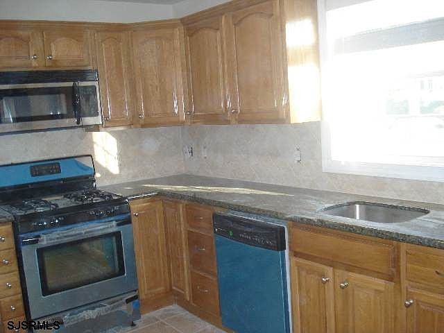 2nd image of 1216 Penrose Ave