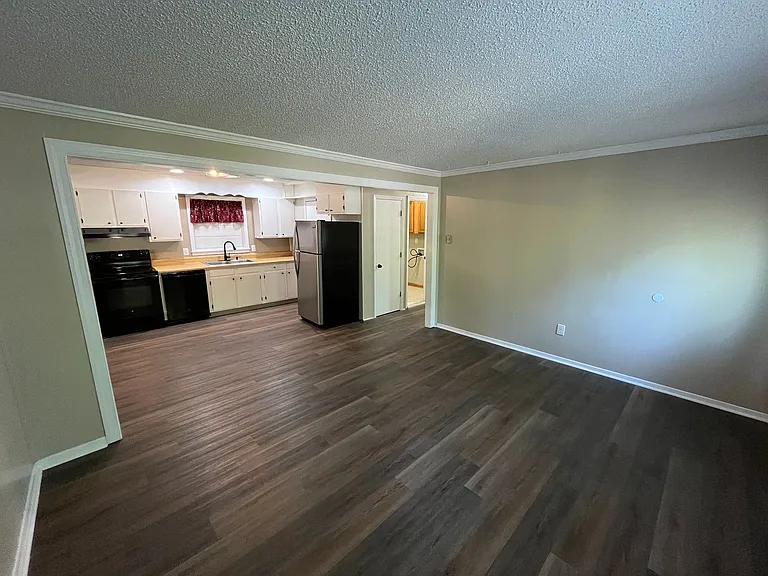 2890 Beta St — Photo 9