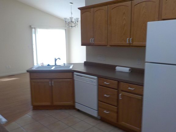 3rd image of 1220 Shelby Ave #1220