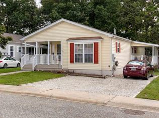 41 Dogwood Ln, Mays Landing, NJ 08330