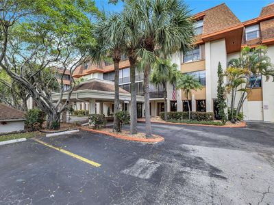 671 NE 195 St #201E, Miami, FL, 33179