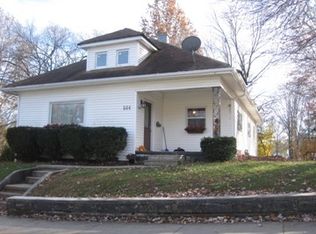 504 E Washington Ave, Fairfield, IA 52556