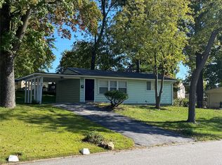 48 Westdell Dr, Saint Louis, MO 63136