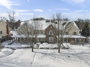 4367 Canterbury Ct, St Charles, IL