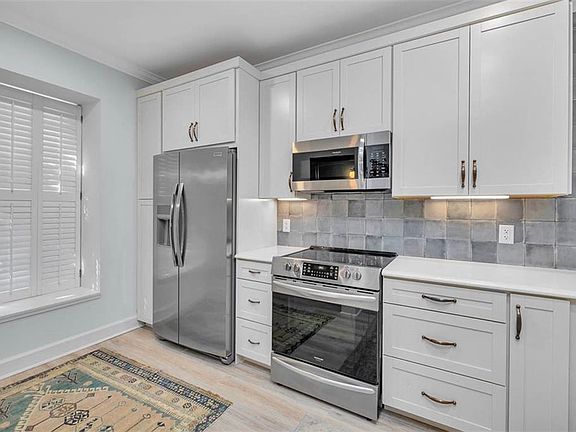 5th image of 1303 Plantation Point Dr
