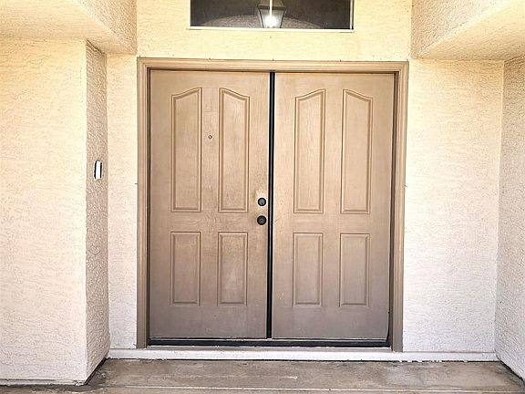 2nd image of 1728 S 42nd Ave
