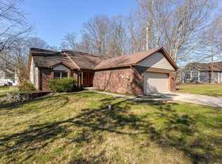5280 Greenwillow Rd, Indianapolis, IN 46226