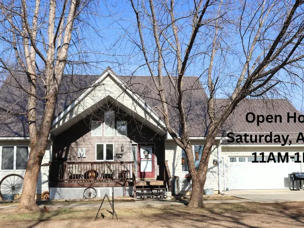 800 Blackstone Pl, Hurley, SD 57036