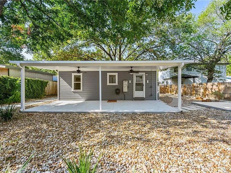 1700 Cullen Ave #B — Photo 17