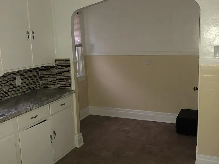 63 Ruspin Ave — Photo 3