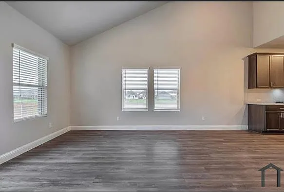 404 Dempsey Dr — Photo 14