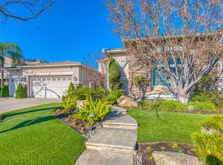 2824 E Omaha Ave, Fresno, CA