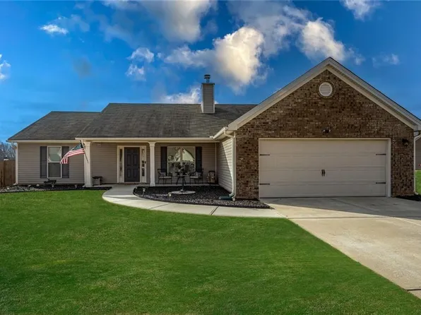 138 Brookside Dr, Lula, GA 30554