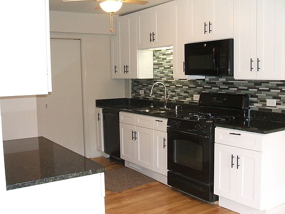 2nd image of 3643 N Cumberland Ave
