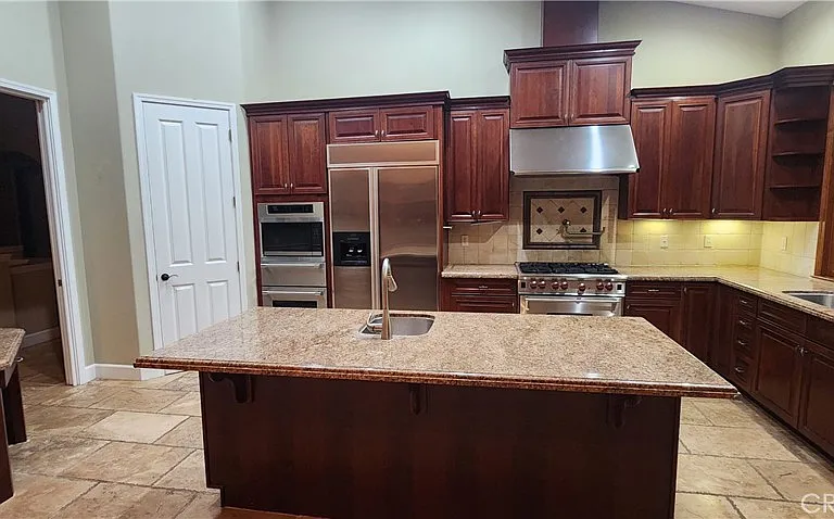 1961 Vineyard View Ln — Photo 44