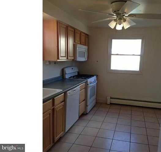 2nd image of 515 Hedgerow Ln