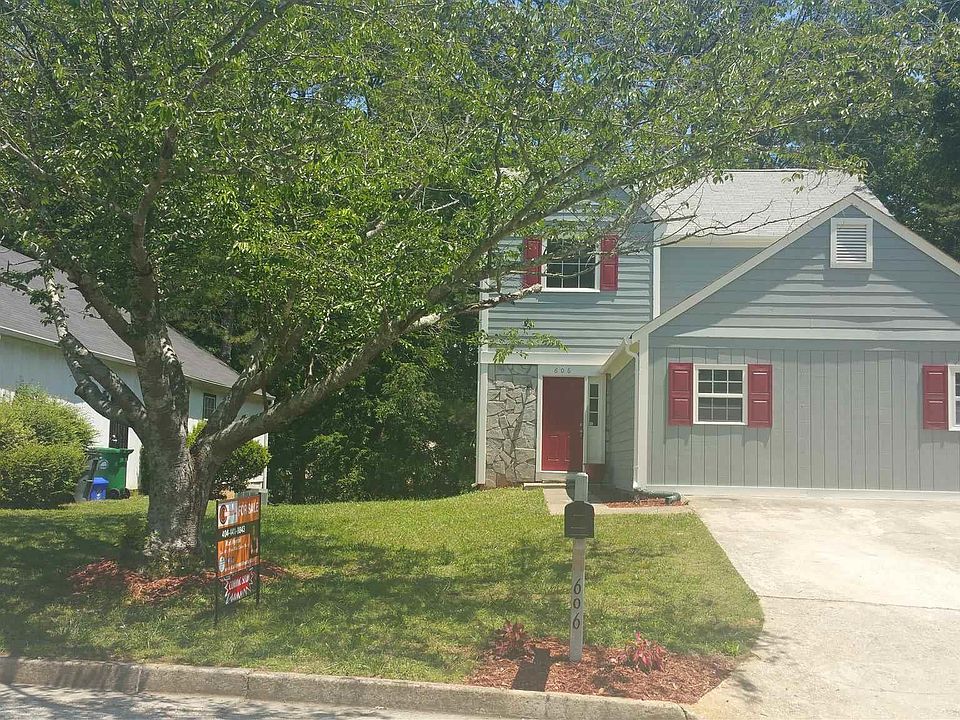 1st image of 606 Woodcrest Manor Dr