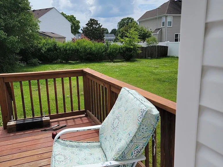 1110 Carriage Ct — Photo 6