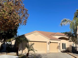 2120 E Catamaran Dr, Gilbert, AZ 85234