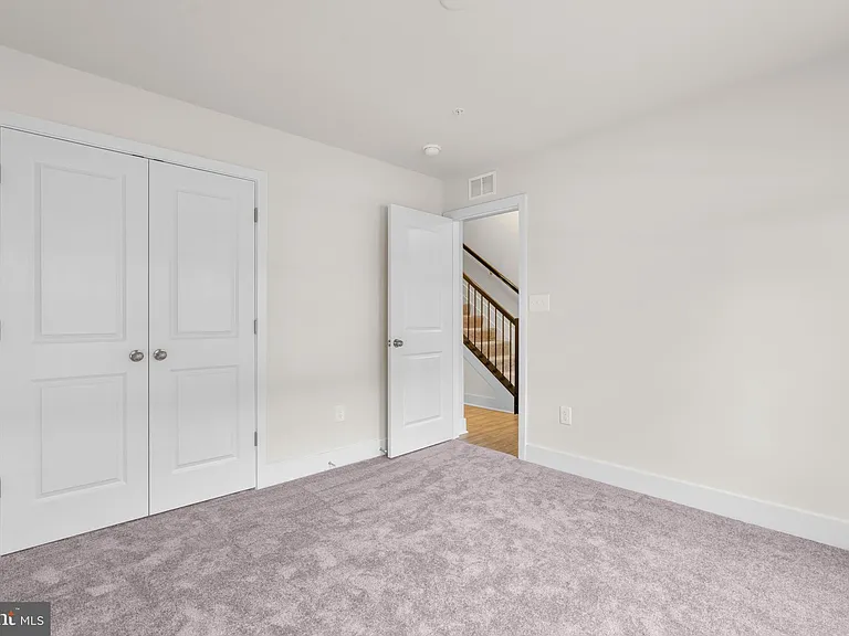 1826 Parham Way — Photo 31