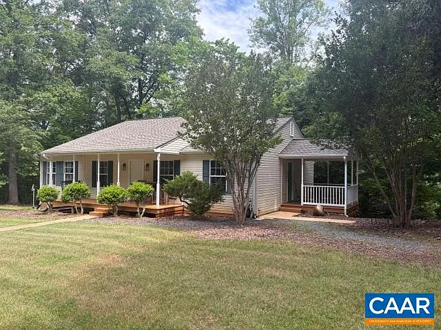 875 Duncan Hollow Loop — Photo 1