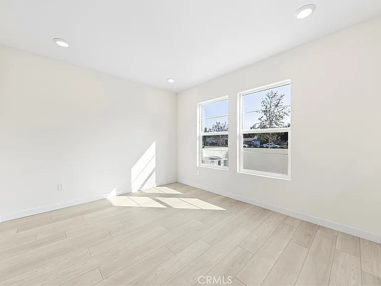 4344 Alamo Ln — Photo 11