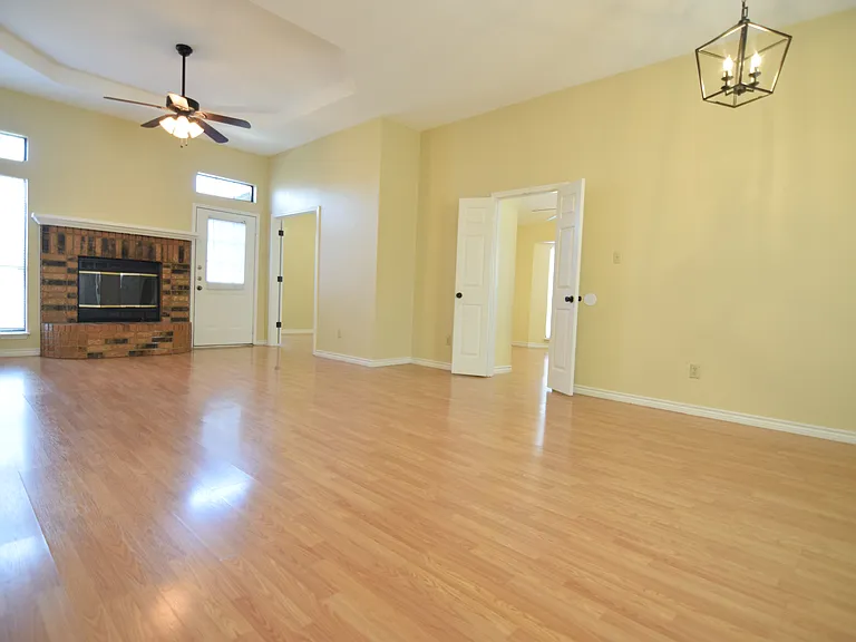 2304 Skipcha Dr — Photo 11