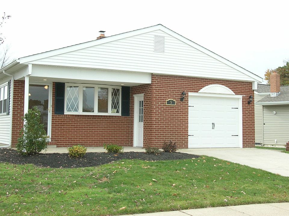 Renovated Lakeview