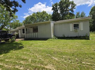 22 Thomasville Road, Buffalo, MO 65622