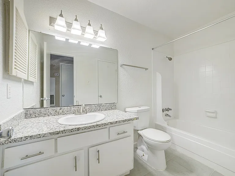 ashford-casa-bella-houston-tx-building-photo (2)