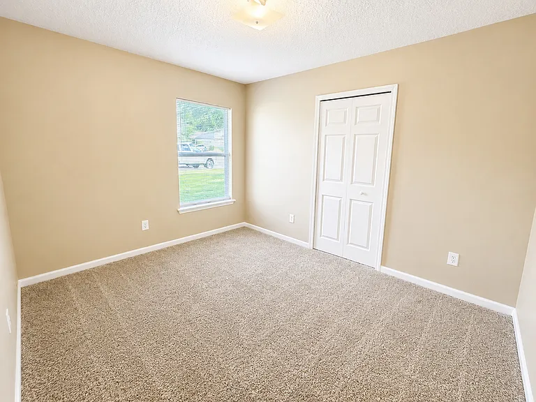 1769 Forest Creek Dr — Photo 8