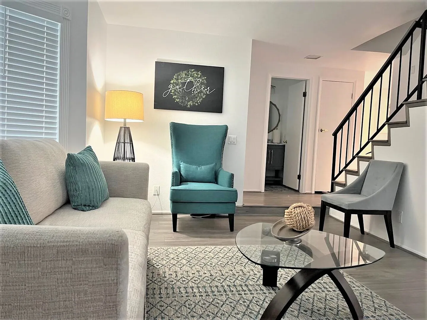 Luxury 3BD/3BA home Centrally located between Los Angeles & Disneyland — Photo 3