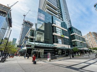 388 Yonge St #7105, Toronto, ON M5B 0A4
