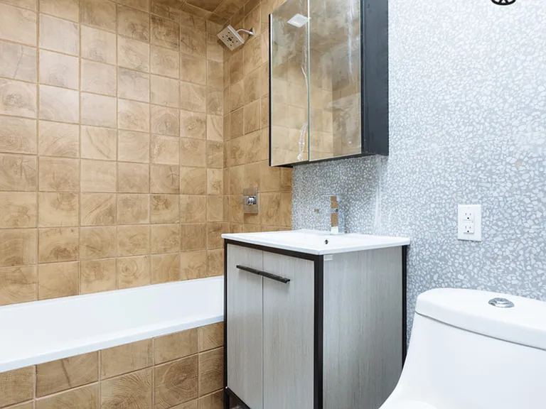 1612 New York Ave #3A — Photo 4