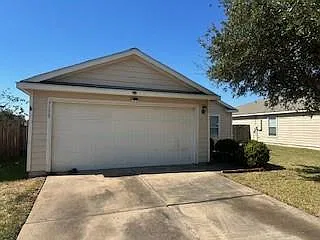 3 bed, 2.0 bath, 1123 sqft, $1,850 — Photo 2