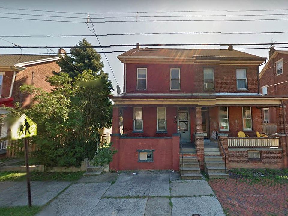 2nd image of 420 York St