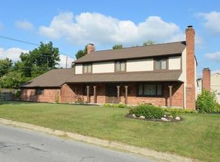 4496 E Lauraland Dr, Columbus, OH 43214