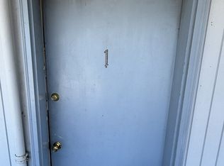 115 8th St #1, Reedsport, OR 97467