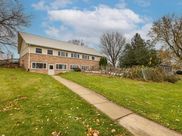1355 Clay Street, Darlington, WI 53530