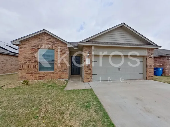 825 NW 5th St, Newcastle, OK 73065