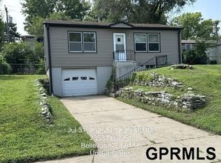2353 Olive St, Bellevue, NE 68147