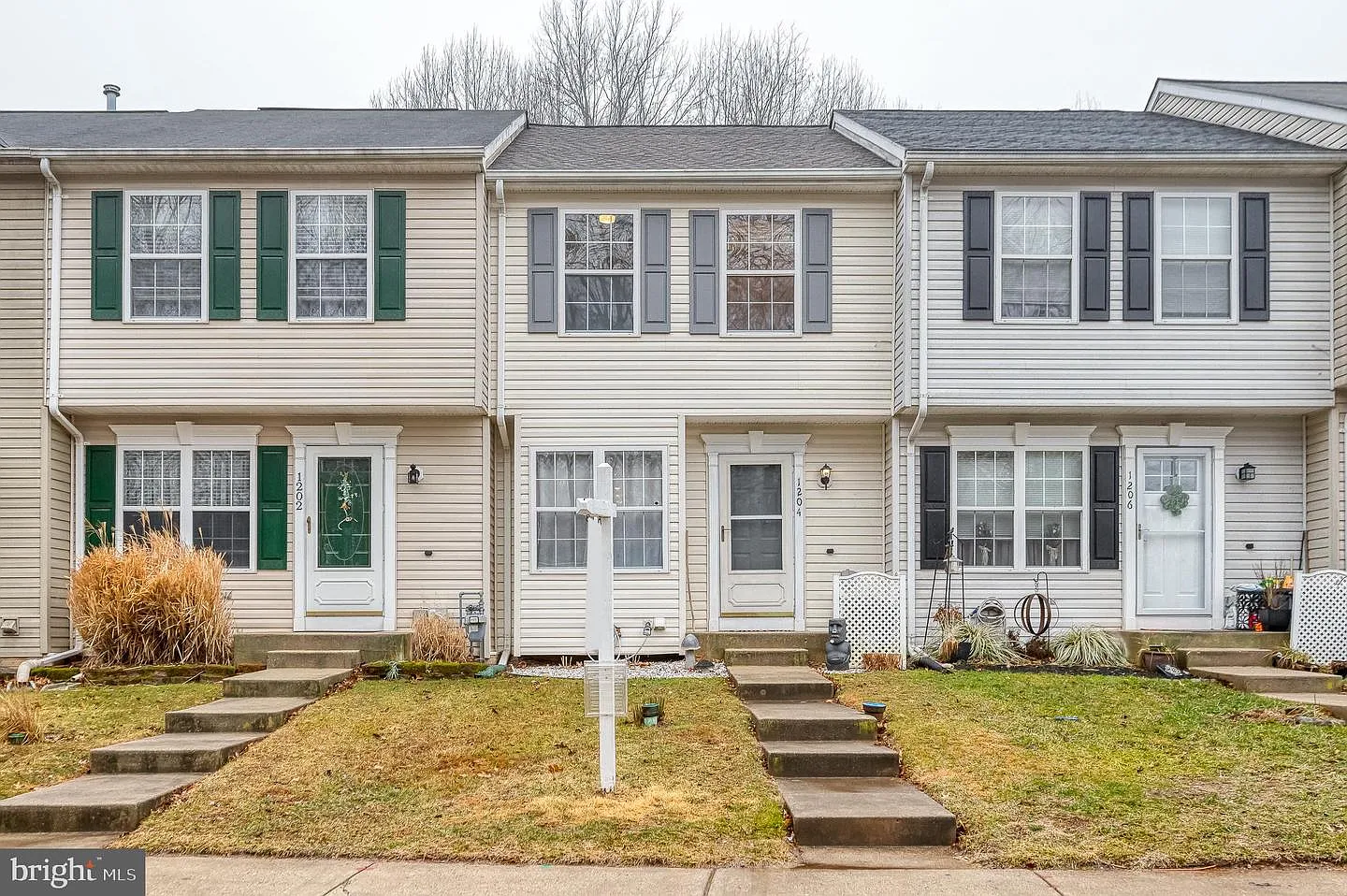 1204 Splashing Brook Dr photo 1