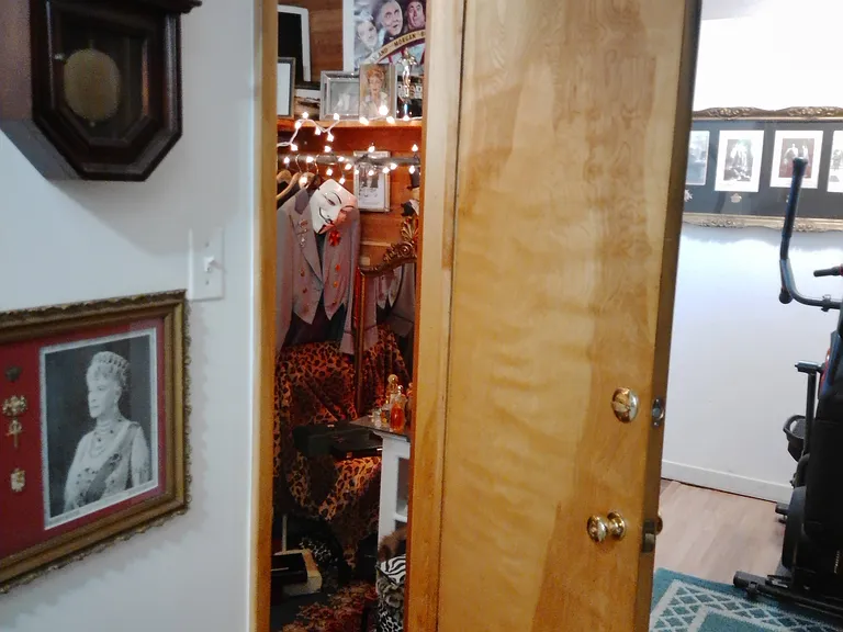 2580 N Monaco Pkwy #1 — Photo 47