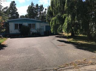 1481 Maple St, Florence, OR 97439