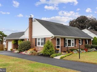 210 Musser Rd, East Earl, PA 17519