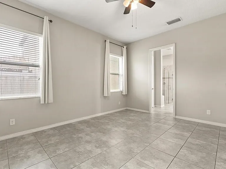 1046 Grand Hilltop Dr — Photo 18