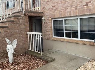 16 Darnell Ln, Staten Island, NY 10309